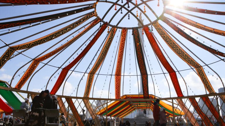 Сколько миллионов тенге потратят на украшения и концерты к Наурызу в Астане