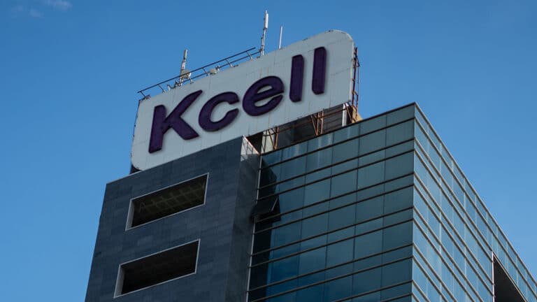 Мобильный оператор Kcell займет 49 млрд тенге для развития сети