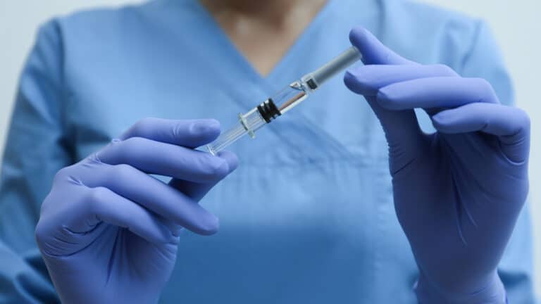 К 2028 году качество медуслуг в Казахстане будет контролировать ИИ. Что изменится