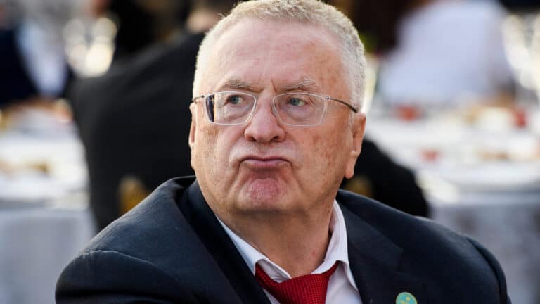 Памятник Жириновскому в Алматы: дедлайн пришел