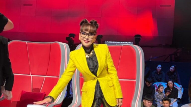 Баян Алагөзова тоқалын сыйға тартқан имамның әрекетіне жағасын ұстады