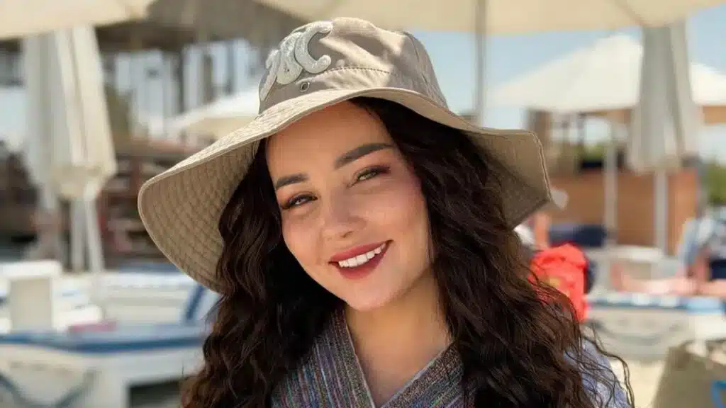 Әнші Дубайдағы дүрбелең туралы фото, видео жариялауға тыйым салынғанын ескертті / фото: Instagram