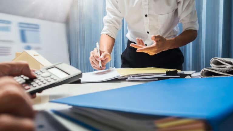 Топ-менеджеры новой брокерской компании заработали 52 млн тенге в 2025 году