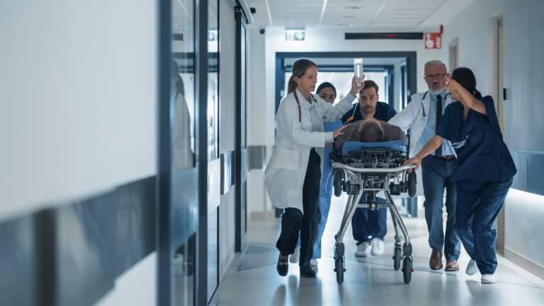 Взрыв в кафе Щучинска: двое пострадавших остаются в реанимации