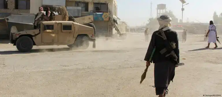 Около тысячи человек убиты и ранены при эскалации между Афганистаном и Пакистаном