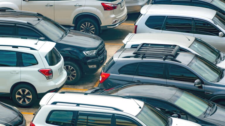 Попытка вернуть авто со штрафстоянки в Кокшетау обернулась расследованием