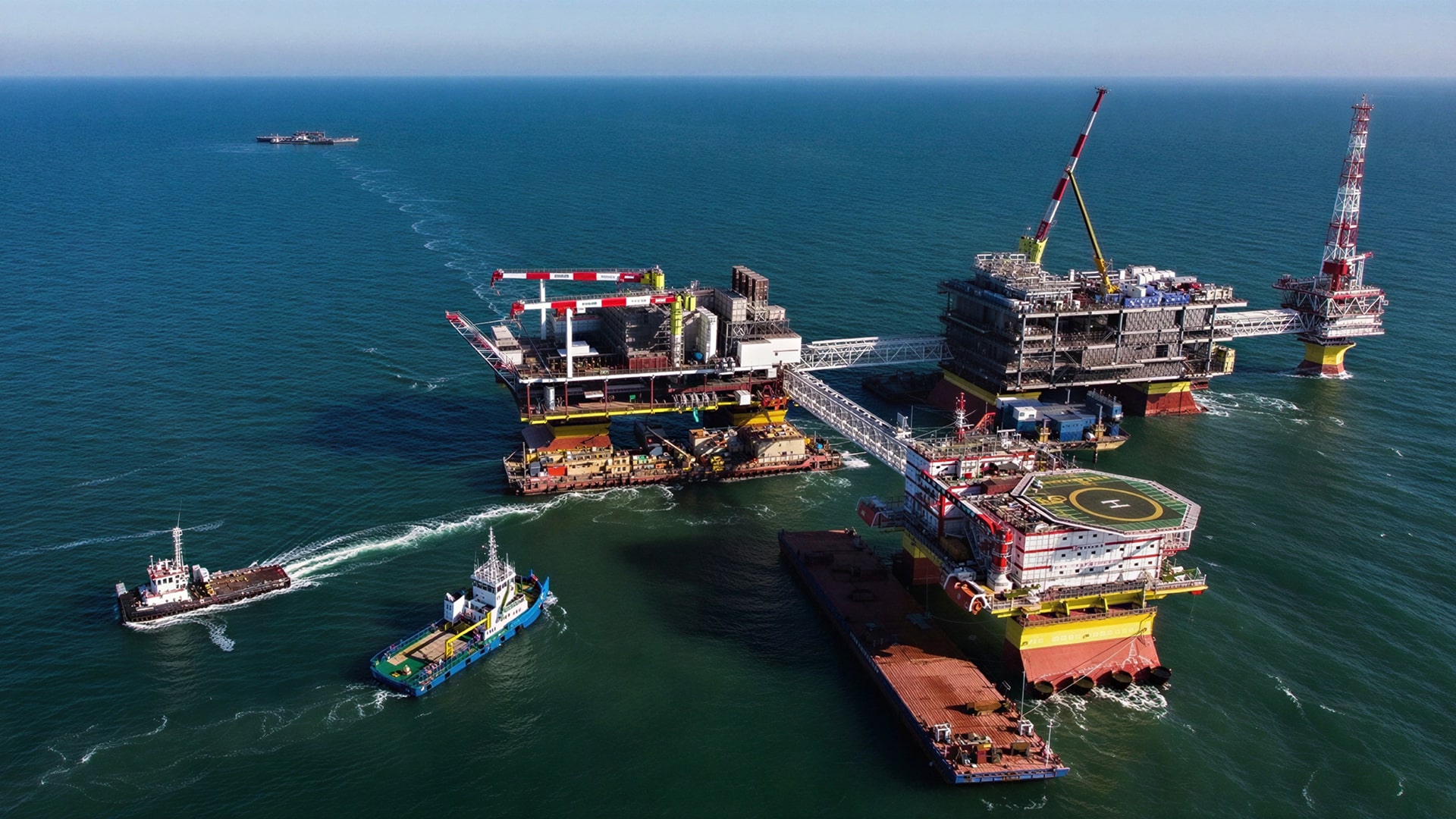 «КазМунайГаз» из-за санкций остановил проект добычи на Каспии