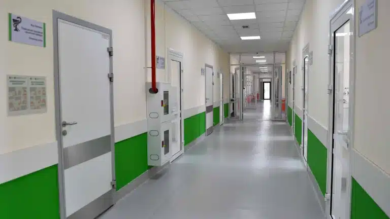 Врачи Атырау назвали причину отказа в санавиации для погибшего младенца