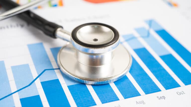 Руководители алматинского центра педиатрии заработали 94 млн тенге