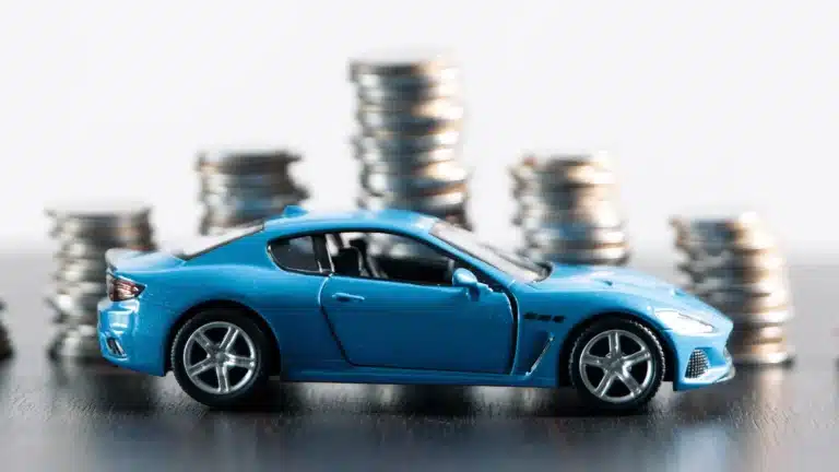 Қазақстанда автонесие ипотекамен теңесті. Неге халық көлік алуға құмар