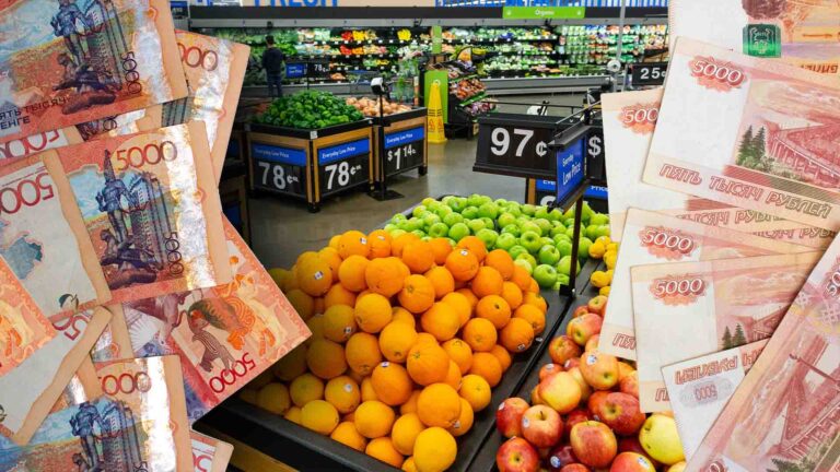 Рубльдің әлсіреуі Ресейден келетін тауарларды арзандатады - қаржыгер