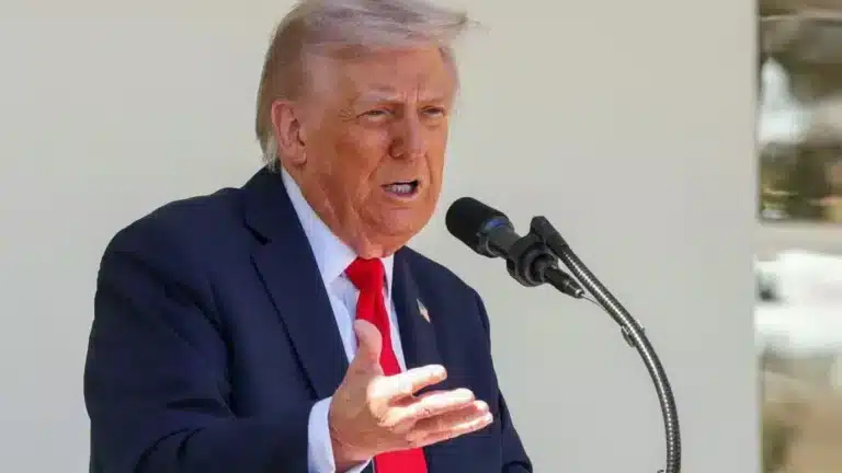 АҚШ пен Израиль «Иран жеріне кіріп, бәрін толық тазартуды» көздеп отыр - Трамп