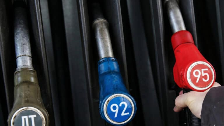 Өңірлерде АИ-95 бағасы қанша (инфографика)