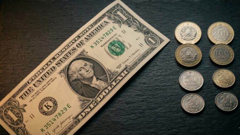 Доллар бағасы бір аптада 4 теңгеге арзандады