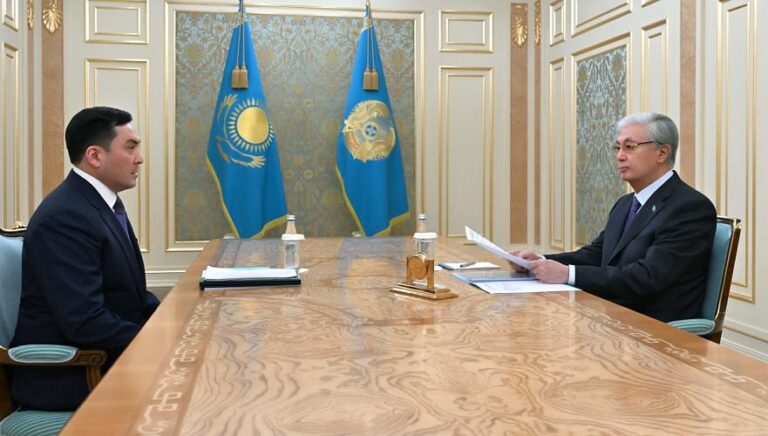 Минэнерго доложило Токаеву о росте нефтепереработки и новых электростанциях