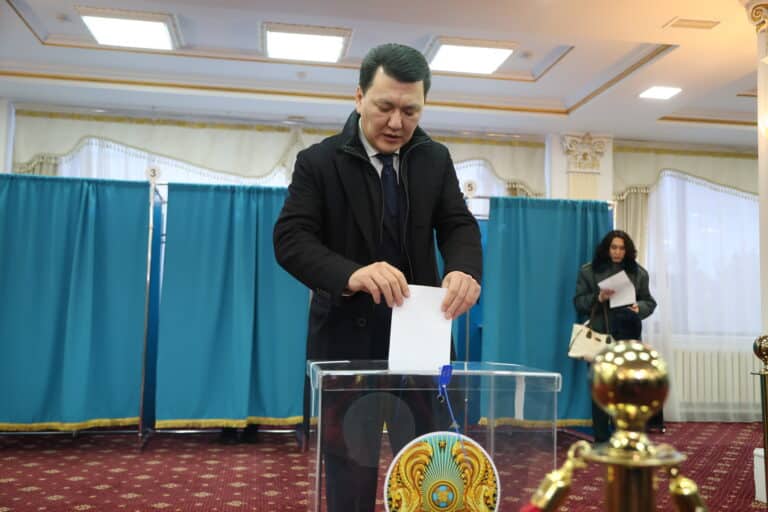 Госекретарь Ерлан Карин: «Настроение отличное, праздничное»