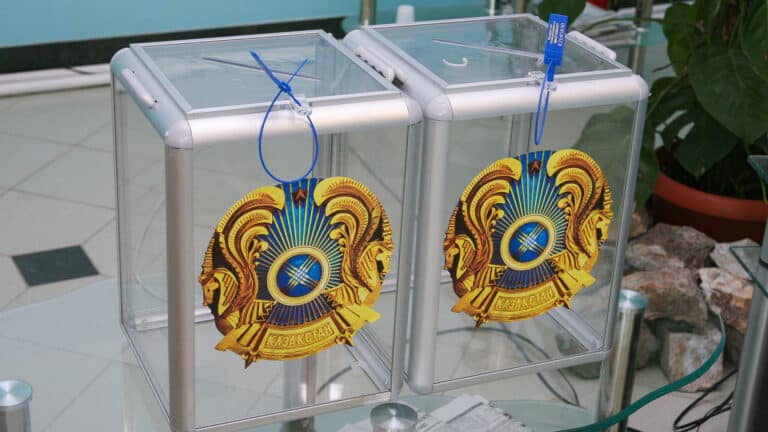 Первый участок на референдуме за рубежом откроется в Токио