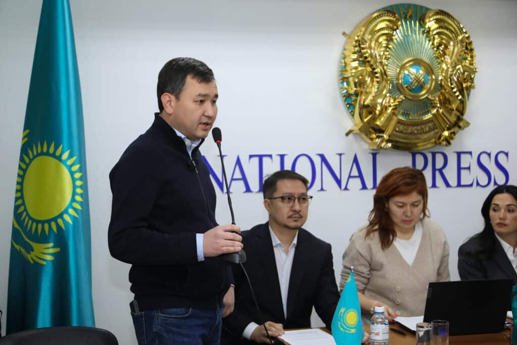 Руководитель «КазТАГ» переведен на домашний арест после драки в Алматы