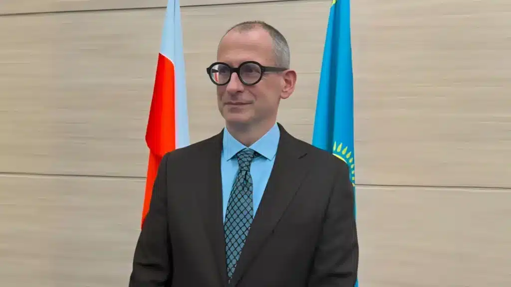 «Көктемді бізге жіберіңіздер»: Польша елшісі қызылордалықтарға өтініш жолдады