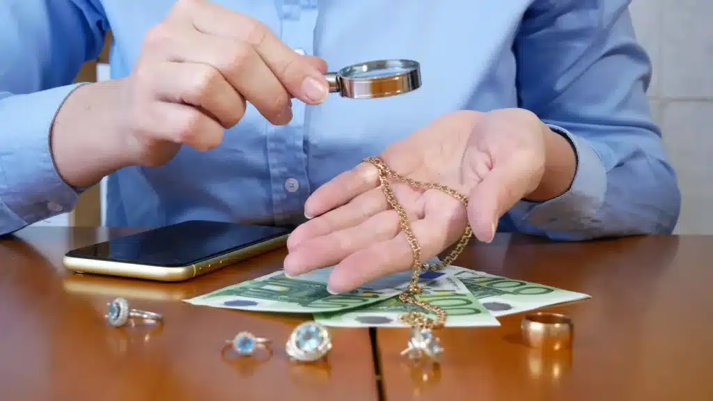 Қазақстанда ломбардтан қарыз алатындар көбейді