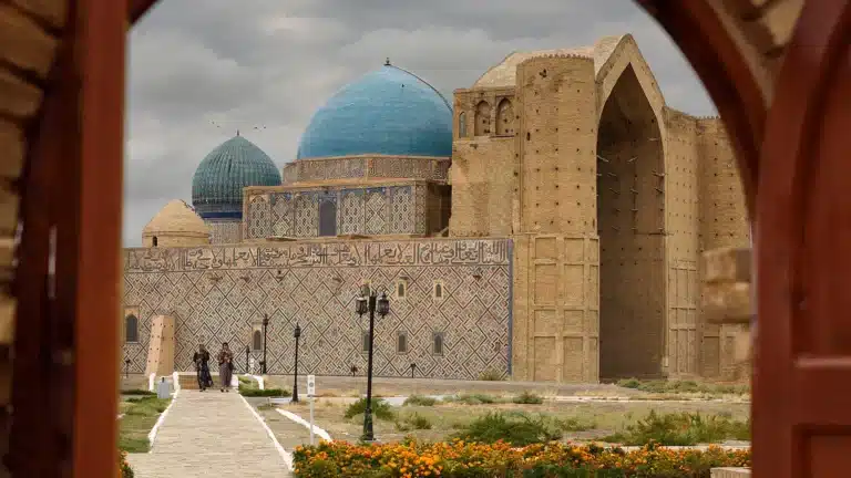 Екі айдан кейін  Түркістанға Түркі мемлекеттерінің президенттері жиналады