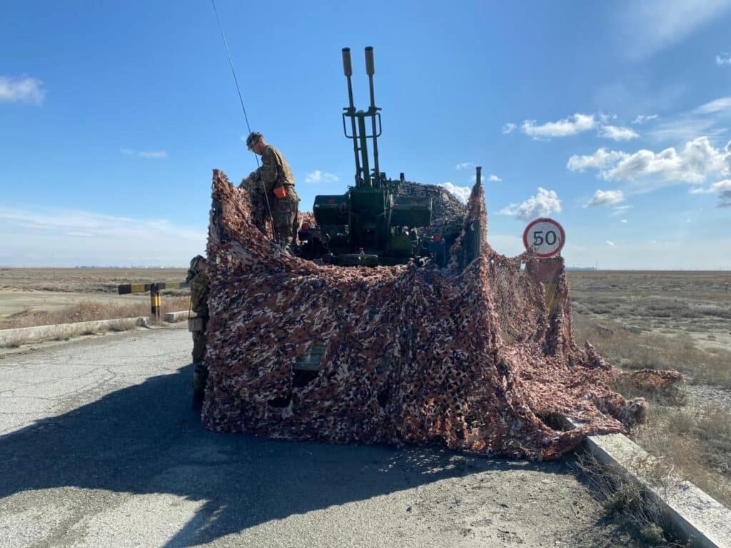 Военную технику заметили в Атырауской области, в Минбороны дали ответ
