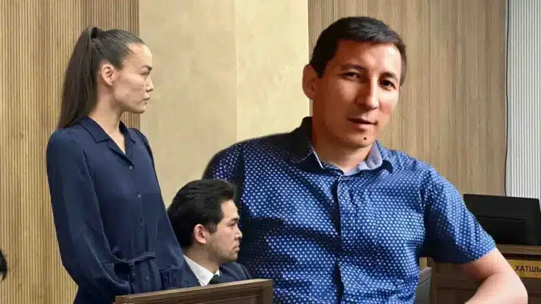 Карина Мамаш бұрынғы күйеуімен тағы соттасып жатыр