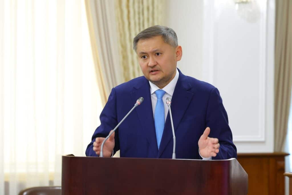 Ғылым министрі Саясат Нұрбек қанша университетті лицензиясынан айырды