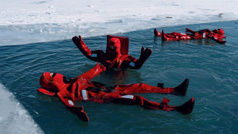 Зимний Капшагай превратили в необычное водное развлечение из Финляндии