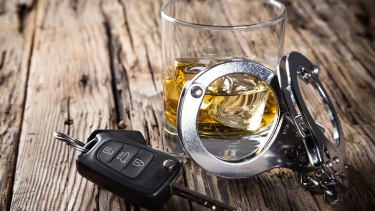 Три года колонии за повторное пьяное вождение получил житель Костанайской области