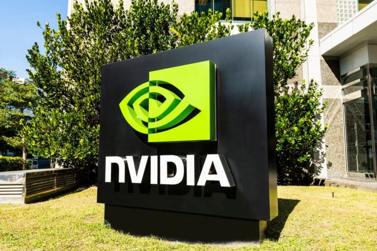 Главное к утру: амбиции Nvidia, иранский тупик, долги разработчиков ПО