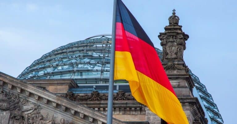 Германия әскерін Таяу Шығыстан алып кетіп жатыр