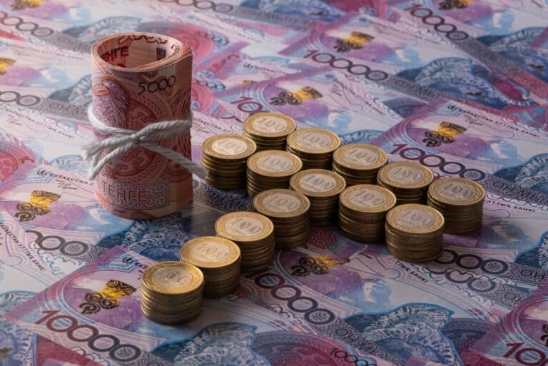 50 трлн теңгеден асты: экономикаға берілген кредит жылына 20 пайызға өскен