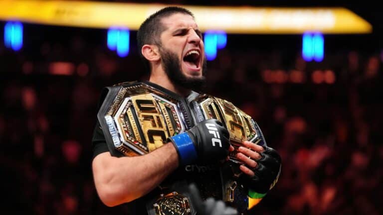 Стали известны новые детали титульного боя в дивизионе Шавката Рахмонова