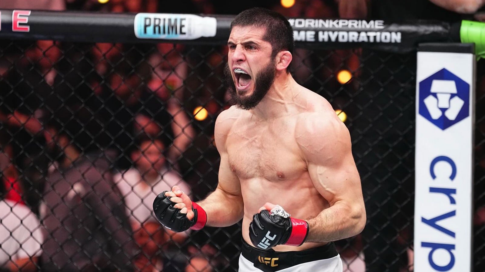 Бывший чемпион АСА Юсуф Раисов порассуждал о том, как сложится возможный поединок между Исламом Махачевым и Майклом Моралесом за титул UFC в полусреднем весе.