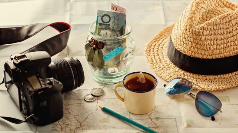 Почему мы тратим на отдых больше, чем планировали