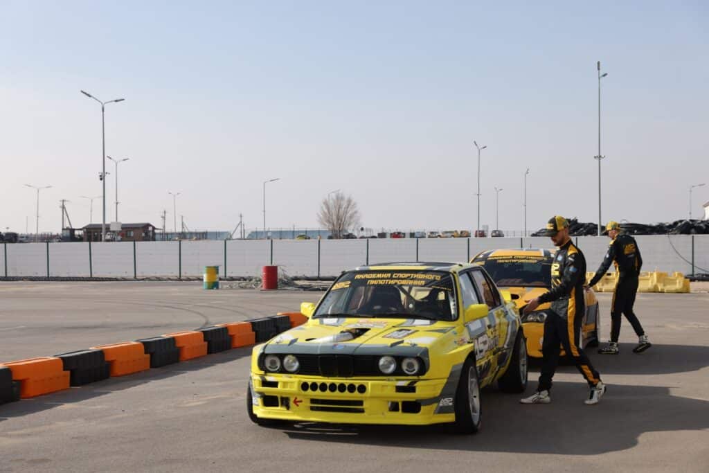 Дрифтеры проголосовали на референдуме в Конаеве