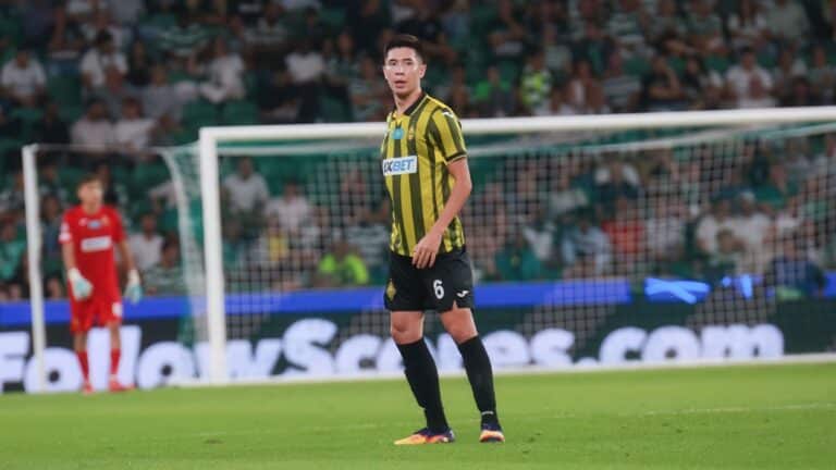 «Кайрат» отказал двум клубам КПЛ в аренде Адилета Садыбекова