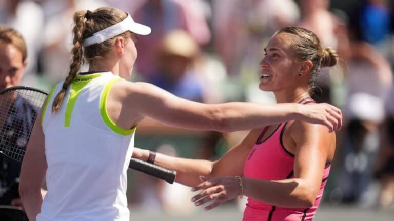 Экс-первая ракетка мира объяснил, как Рыбакиной победить Соболенко