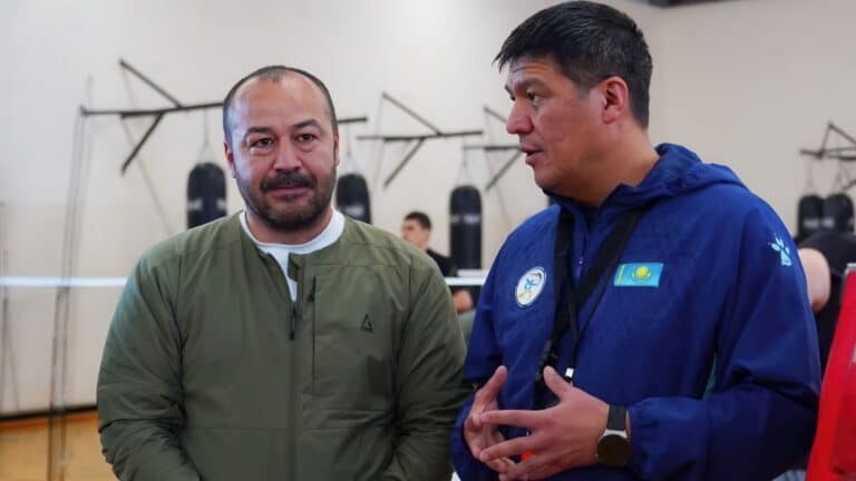 Сборная Казахстана проводит совместные сборы с Узбекистаном перед ЧА по боксу