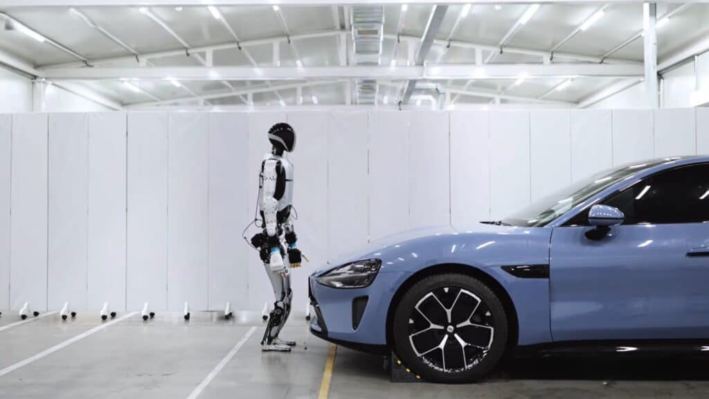 Xiaomi вывела гуманоидного робота на сборку электрокаров