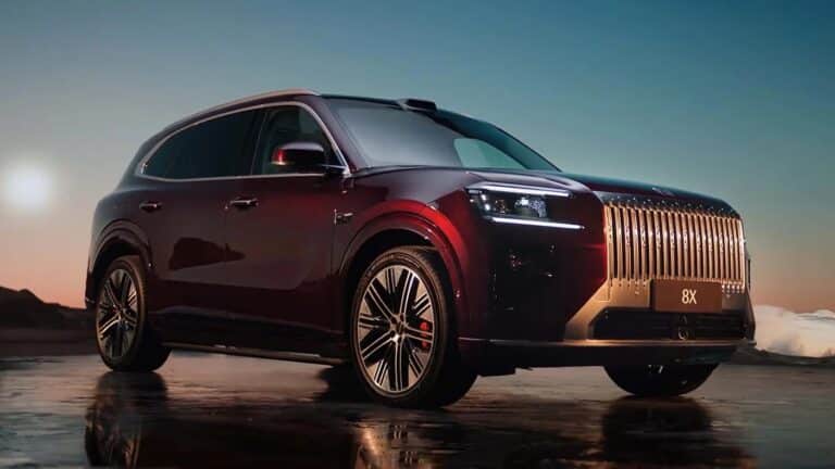 Новый 1380-сильный кроссовер Zeekr раскупили за 38 минут в Китае