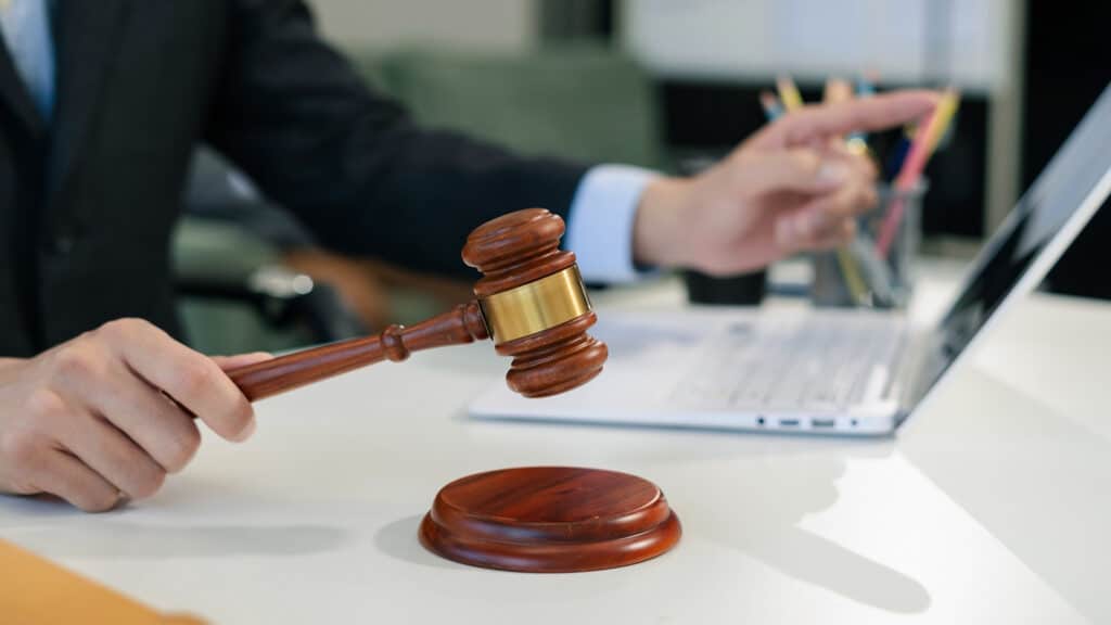 23 месторождения продадут на аукционе в Казахстане/shutterstock, бильд-редактор: Серикжан Ковланбаев