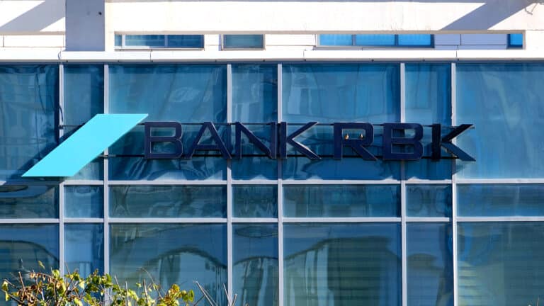 Bank RBK выплатил дивиденды на полмиллиарда тенге