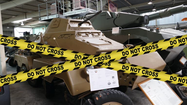 Гражданам Казахстана и Кыргызстана запретили входить в военный музей Германии