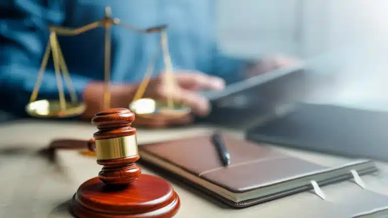 В Шымкенте блогера осудили за вымогательство 10 млн тенге