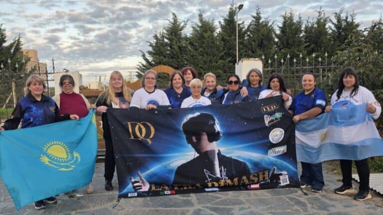 Школьный кабинет в Аргентине назвали в честь Димаша Кудайбергена