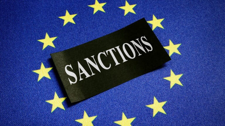 Евросоюз ввел санкции против казахстанской компании и бизнесменов за помощь России