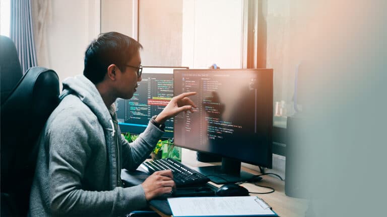 «Путь в никуда»: депутат заявил о крахе системы подготовки IT-кадров и юристов