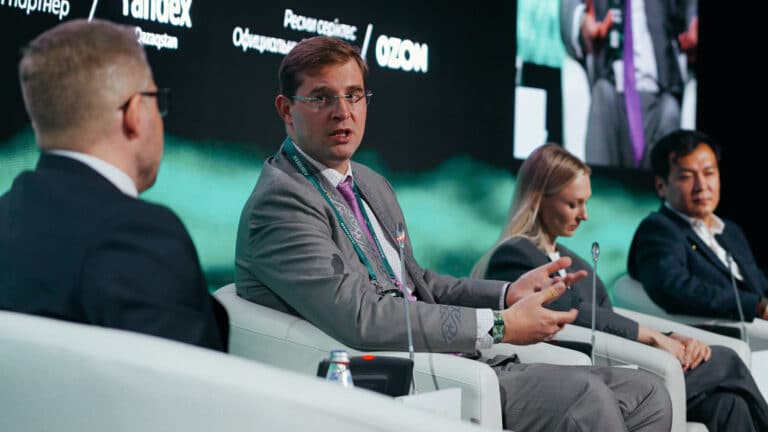 Arbuz.kz азық-түлік жеткізу сервисі елдің барлық ірі қалаларында жұмыс істейді